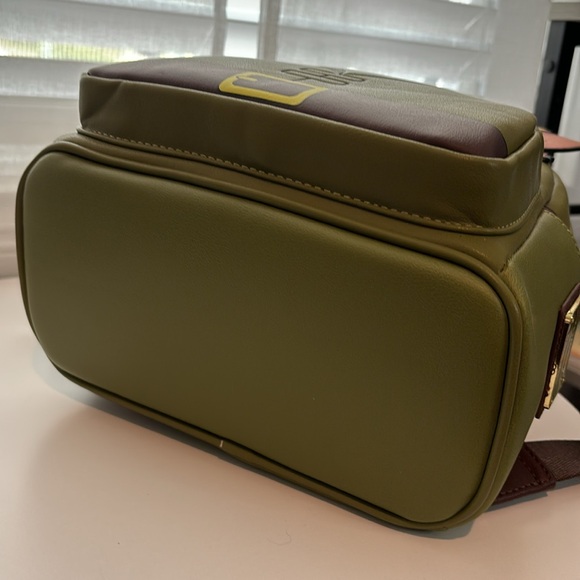 Loungefly BAM Exclusive Robin Hood Cosplay Backpack NWT - Picture 7 of 9